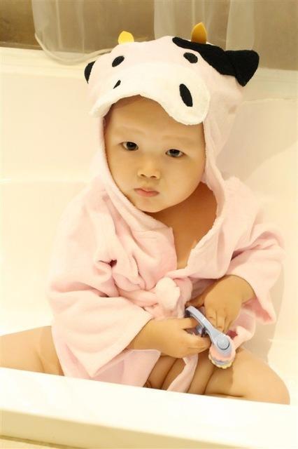 Cartoon Cute Animal Baby Bath Towel & Hooded Bathrobe – Soft Cotton Kids Bathrobe, Absorbent Infant Toddler Shower Wrap, Cozy Children’s Bath Towel
